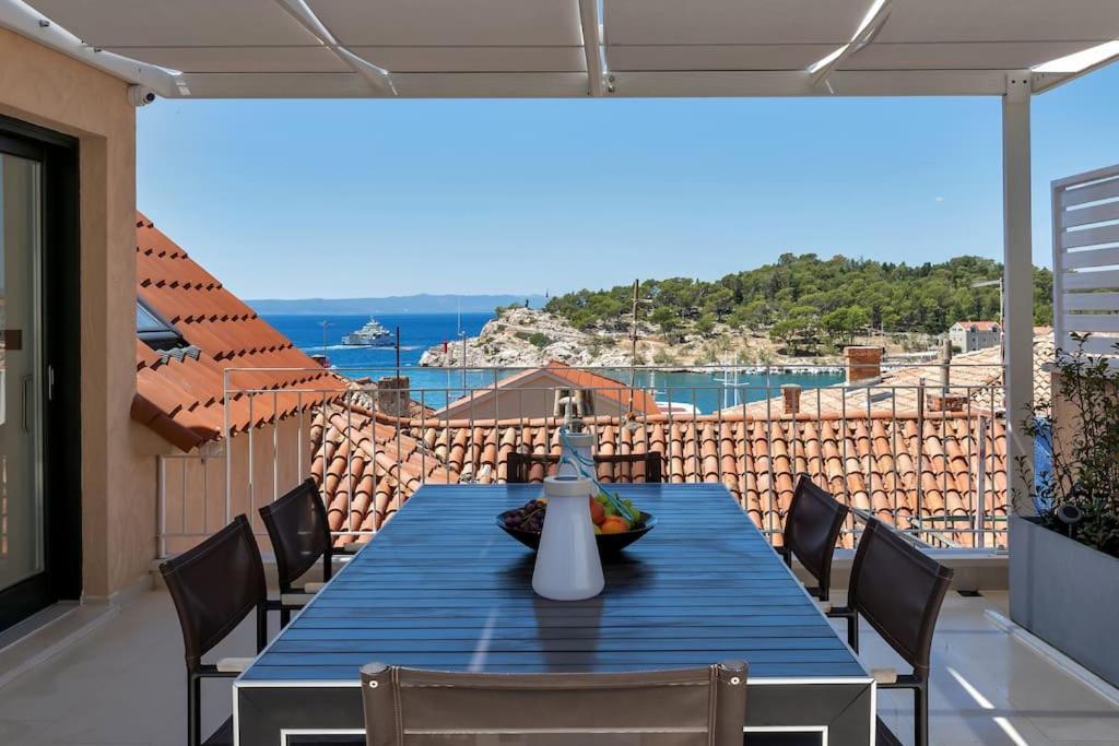 The Square Makarska, Lux App In The Heart Of The City Exterior photo